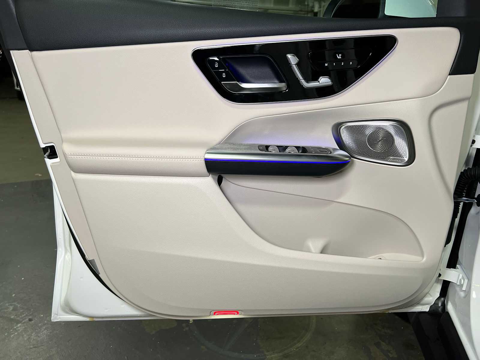 New 2025 Mercedes-Benz GLC 300 4MATIC image 18