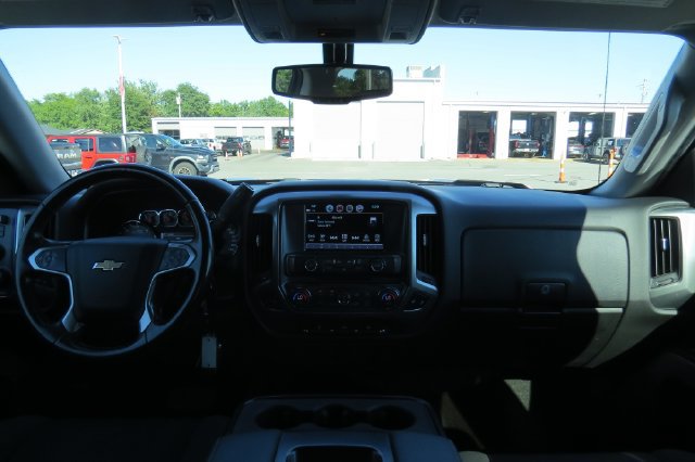 Used 2018 Chevrolet Silverado 1500 LT w/ All Star Edition AWD/4WD image 15