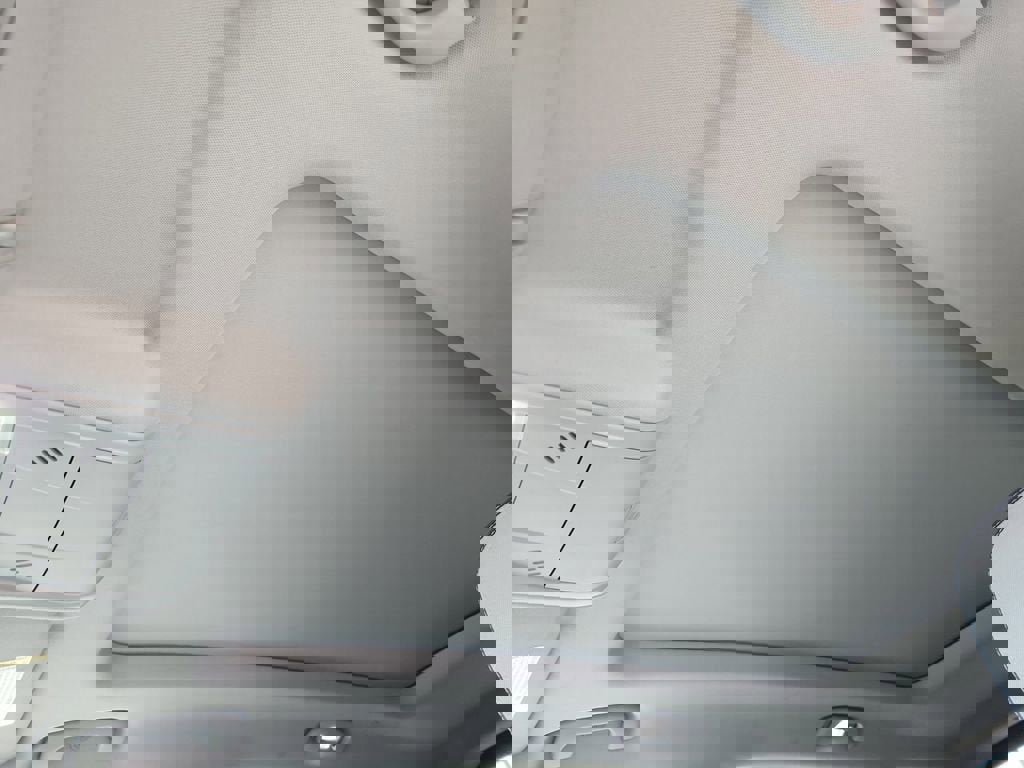 Used 2023 GMC Terrain SLE w/ Driver Convenience Package image 21