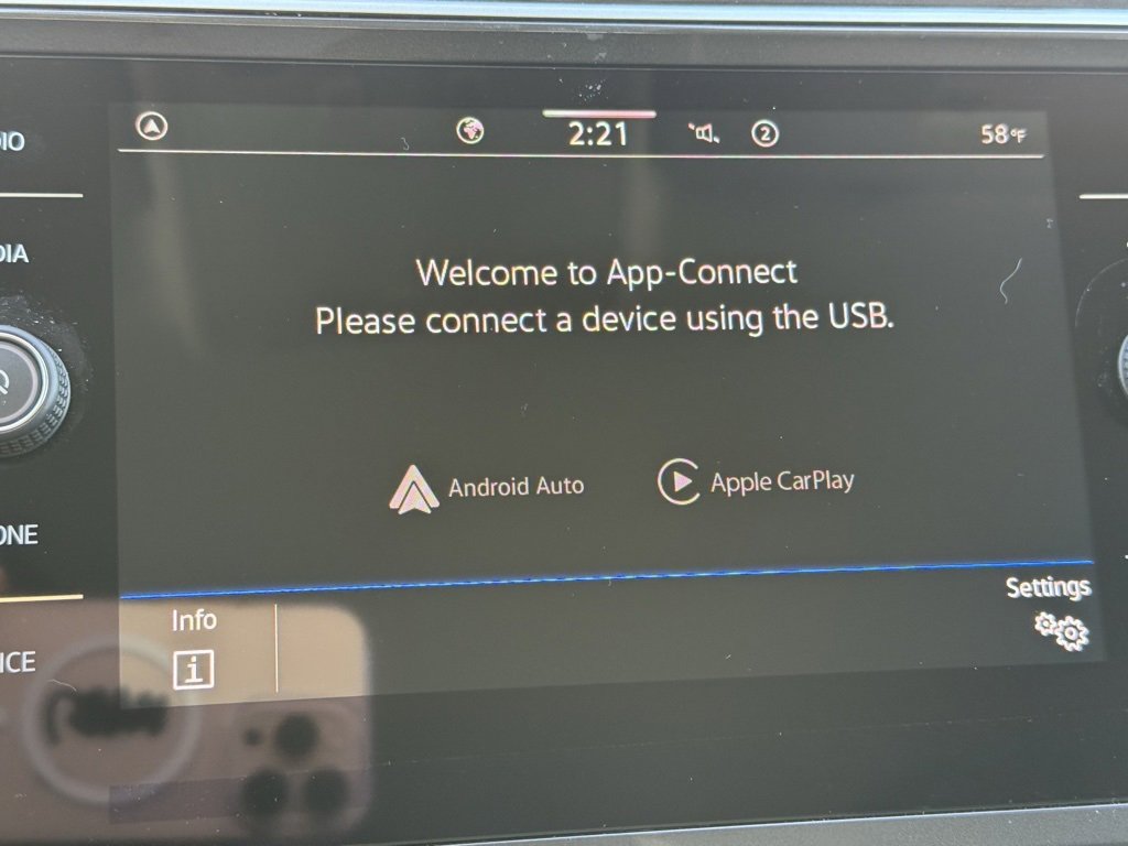 Used 2024 Volkswagen Tiguan S image 11