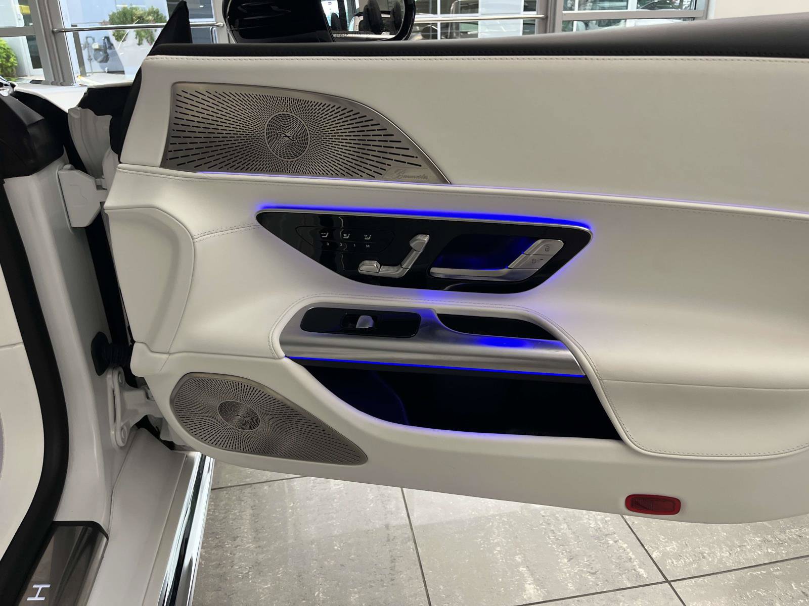 Certified 2026 Mercedes-Benz Maybach SL 680 image 57