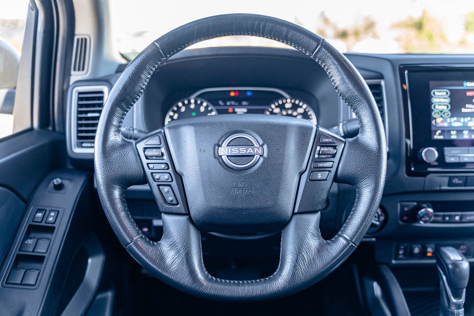 Used 2024 Nissan Frontier SV w/ Technology Package image 22