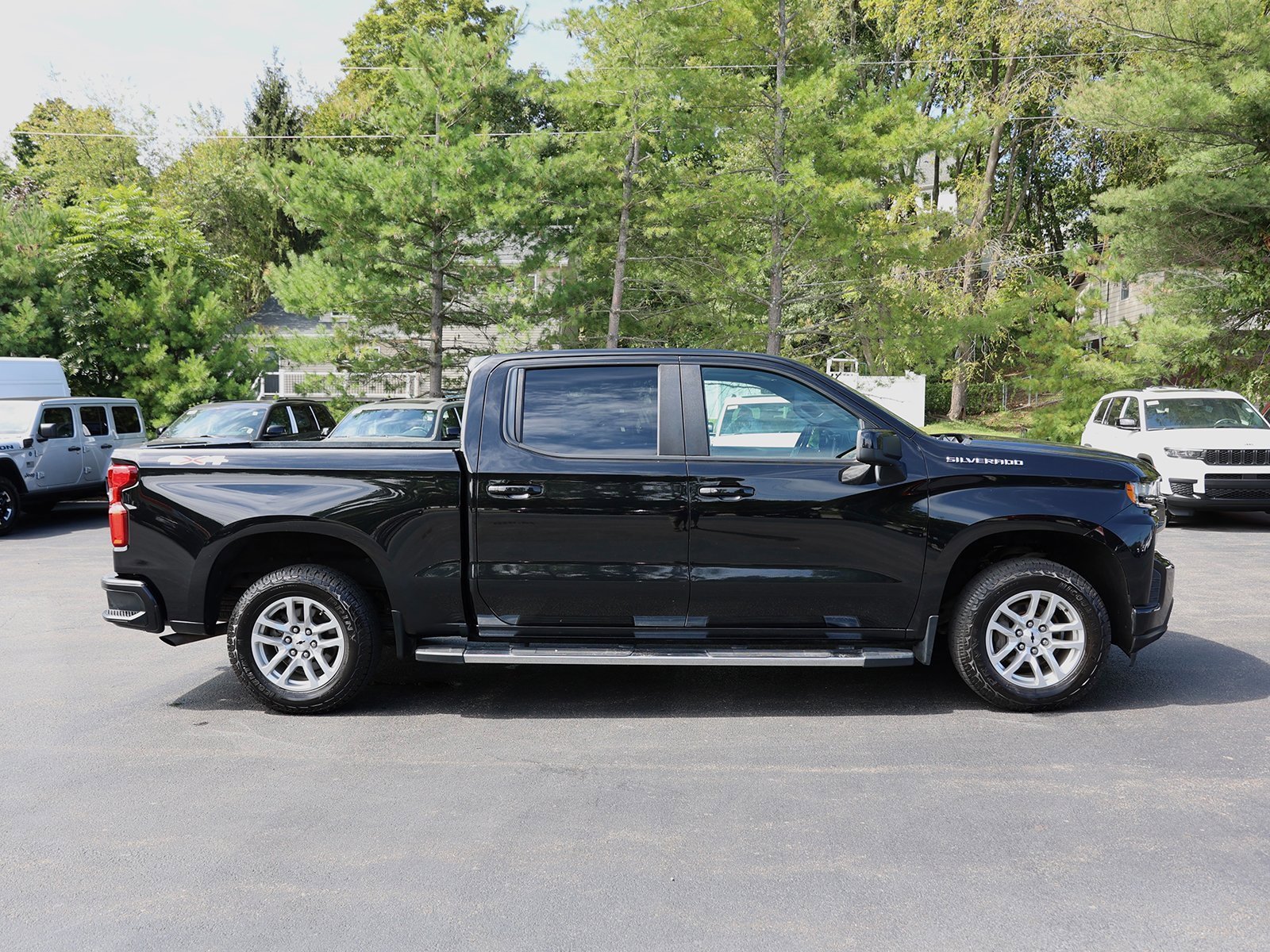 Used 2022 Chevrolet Silverado 1500 RST w/ Convenience Package II image 13