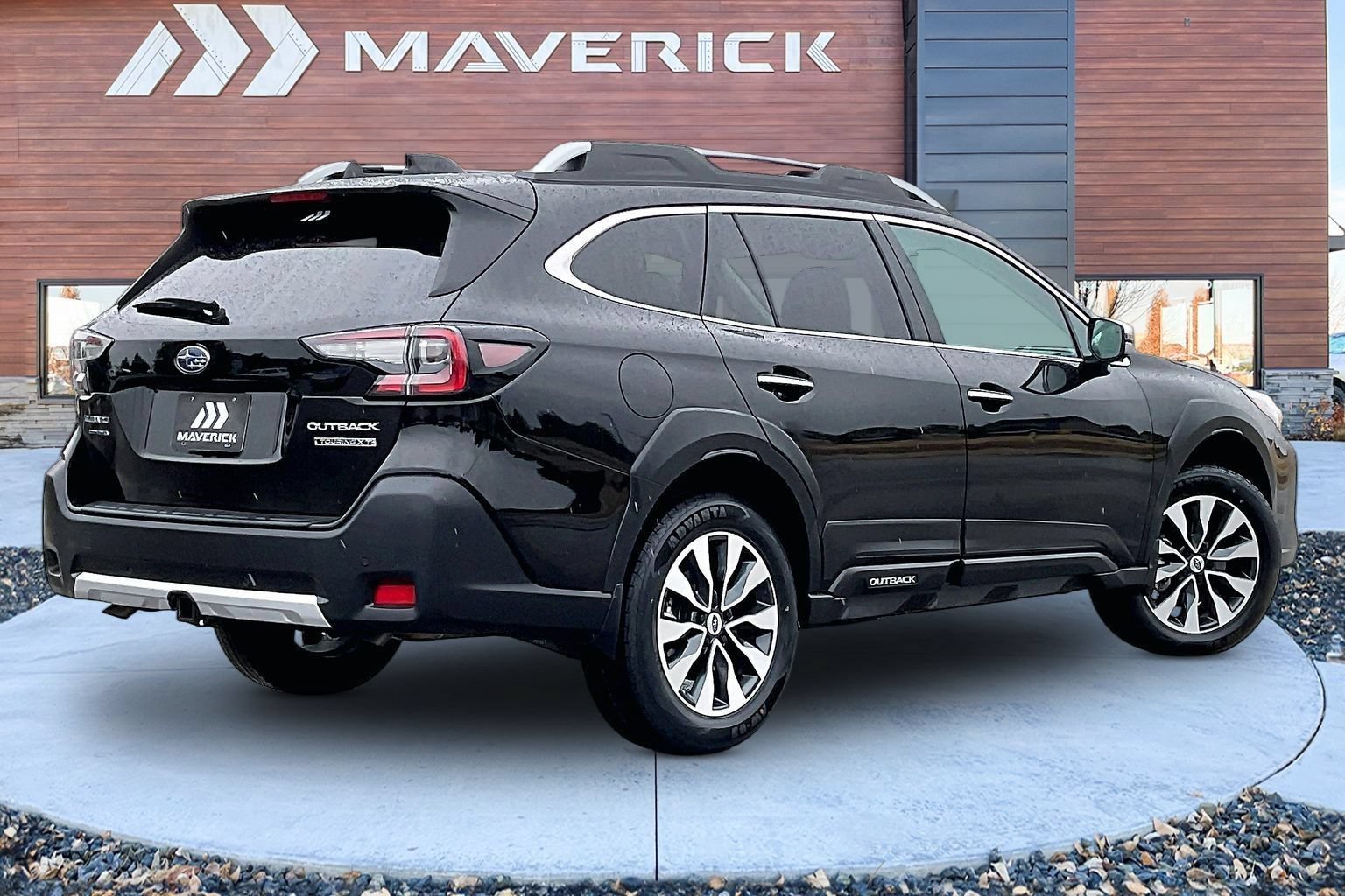 Used 2024 Subaru Outback Touring XT w/ Popular Package #2 AWD/4WD image 5