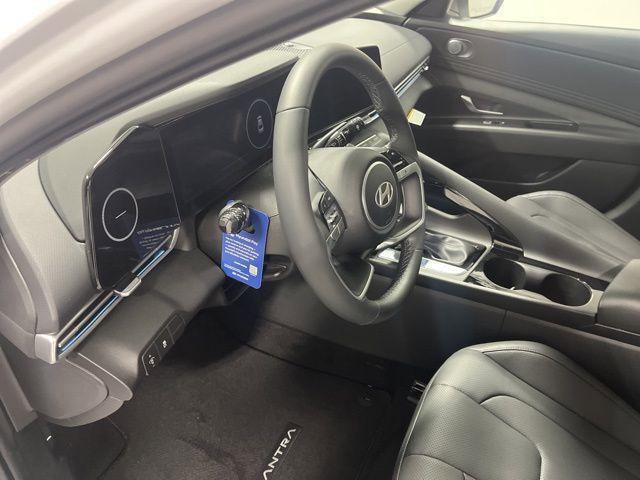 New 2026 Hyundai Elantra Limited w/ Cargo Package image 9