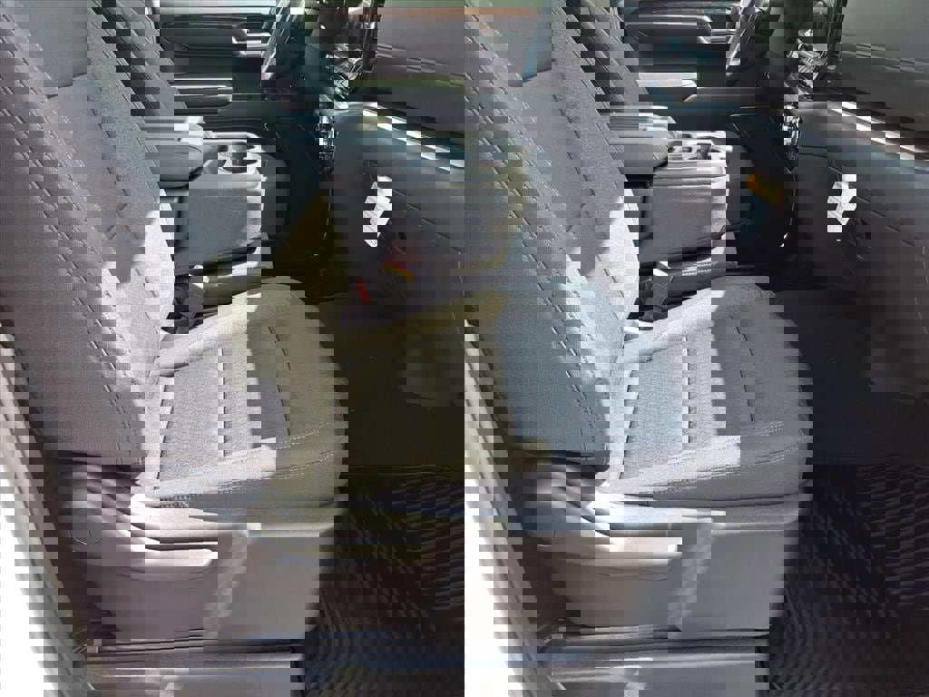 New 2026 GMC Sierra 1500 Elevation image 9