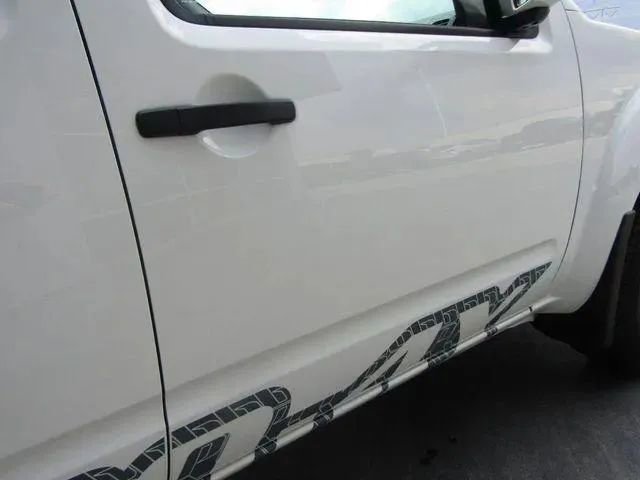 Used 2019 Nissan Frontier PRO-4X image 34