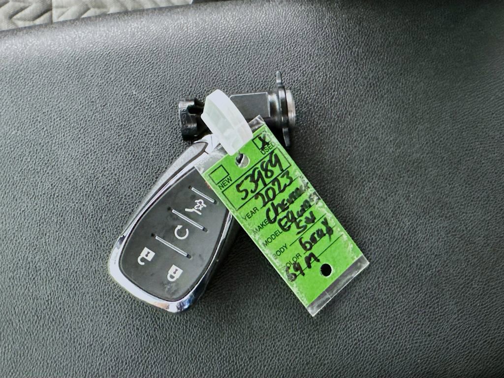 Used 2023 Chevrolet Equinox LT w/ Driver Convenience Package image 31