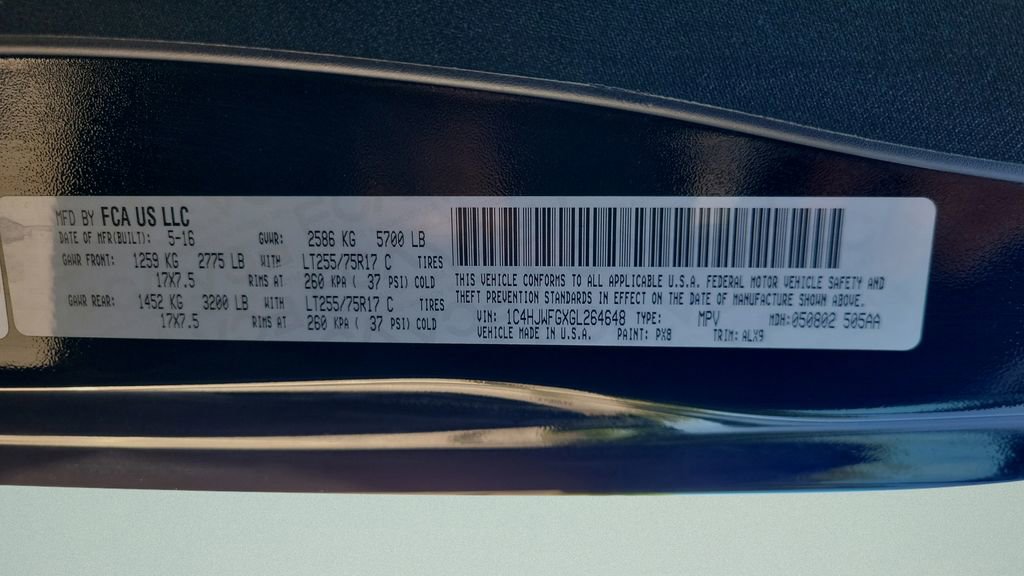 Used 2016 Jeep Wrangler Unlimited Rubicon AWD/4WD image 27