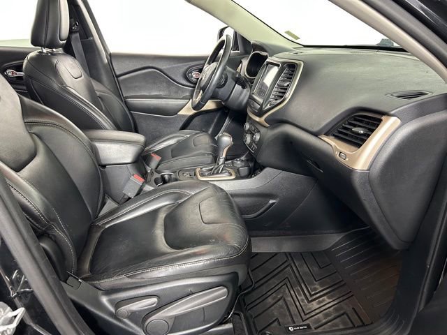 Used 2018 Jeep Cherokee Limited AWD/4WD image 8