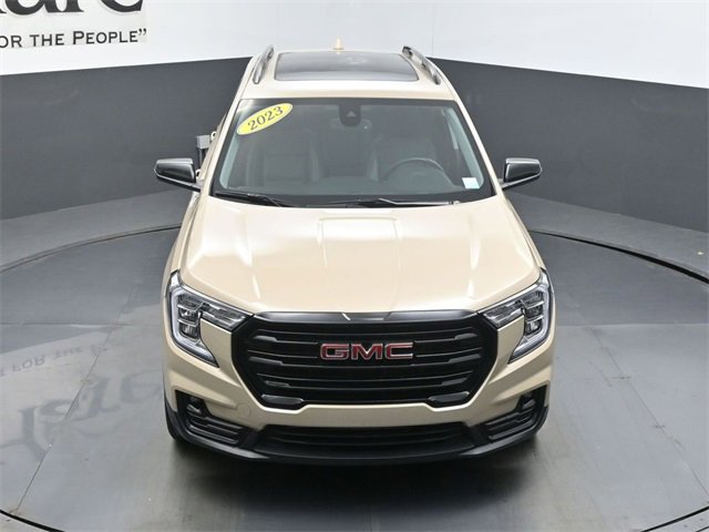 Used 2023 GMC Terrain SLT w/ Elevation Edition image 58