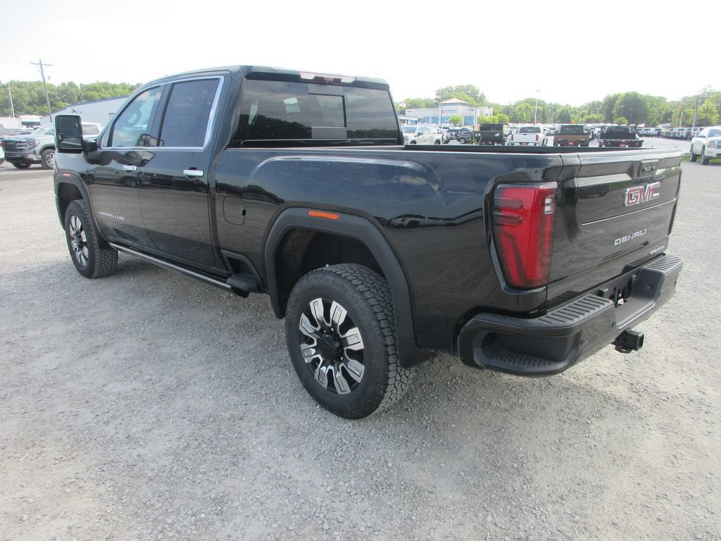 New 2026 GMC Sierra 2500 Denali w/ Denali Reserve Package AWD/4WD image 7