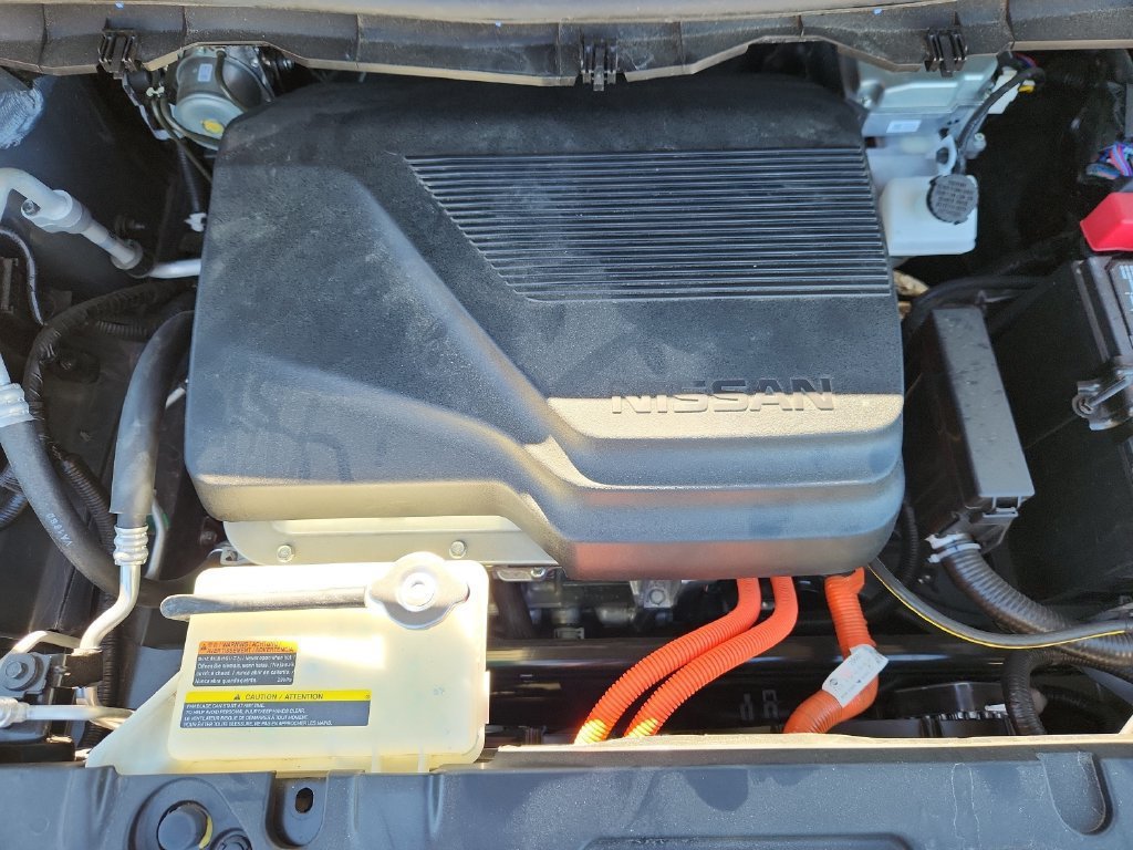 Used 2025 Nissan Leaf S FWD image 15