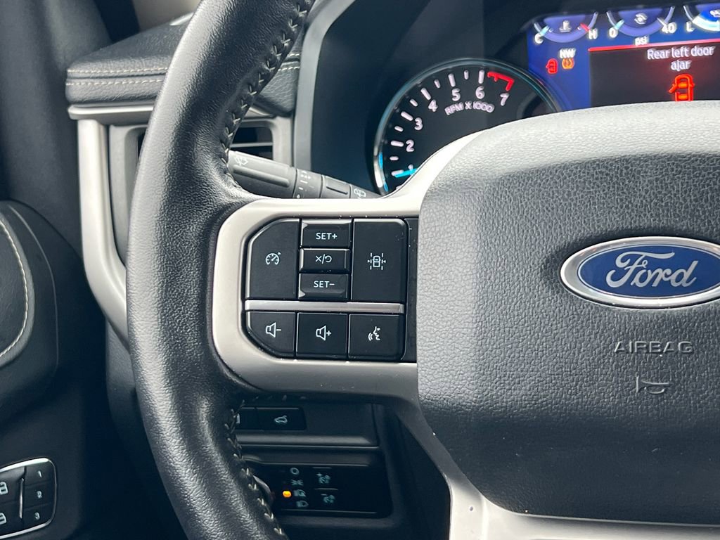 Used 2024 Ford Expedition Max XLT image 23