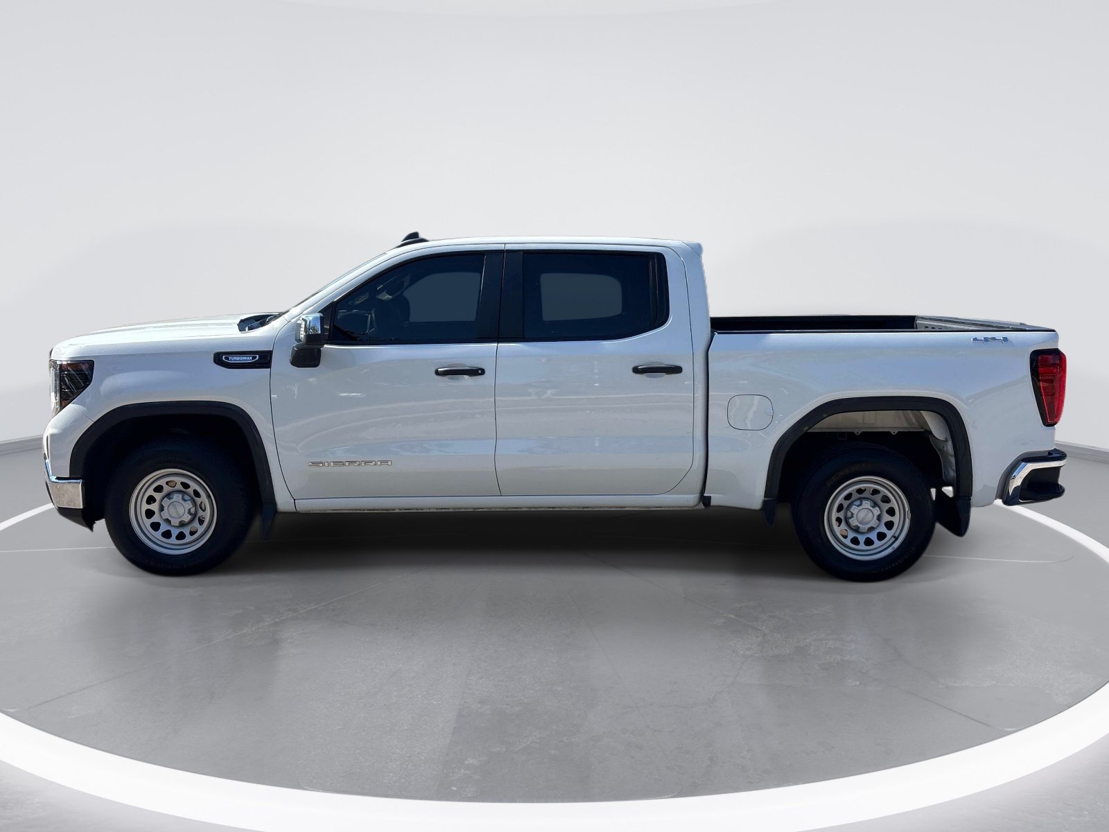 Used 2024 GMC Sierra 1500 Pro w/ Pro Value Package AWD/4WD image 5