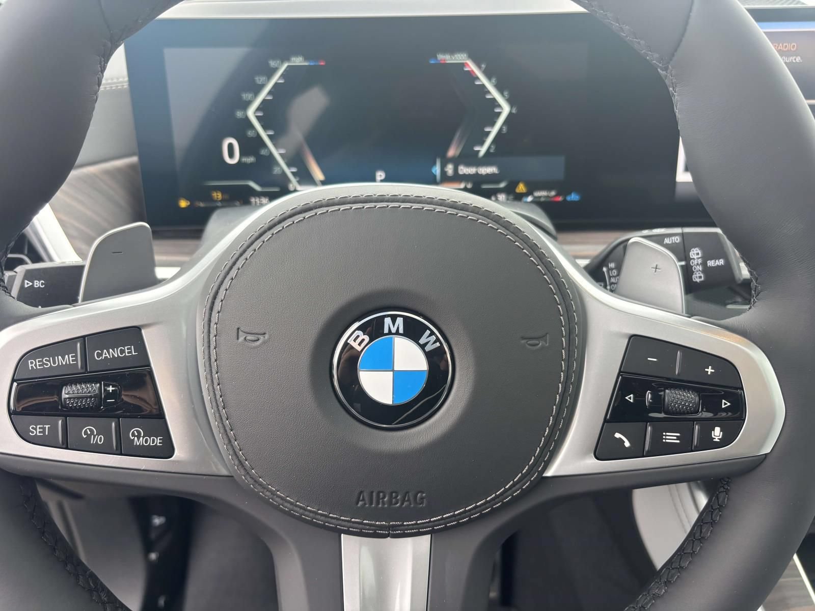 New 2026 BMW X5 xDrive40i w/ M Sport Package AWD/4WD image 16