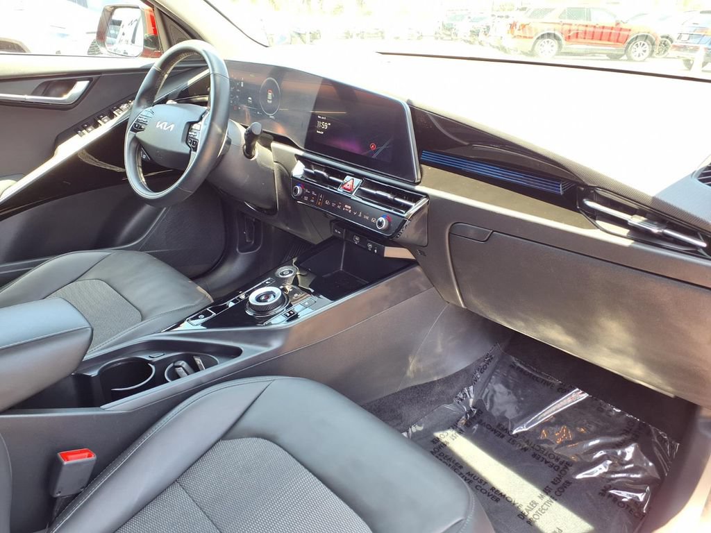 Used 2023 Kia Niro Wind FWD image 15