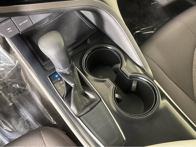 Used 2018 Toyota Camry LE image 33