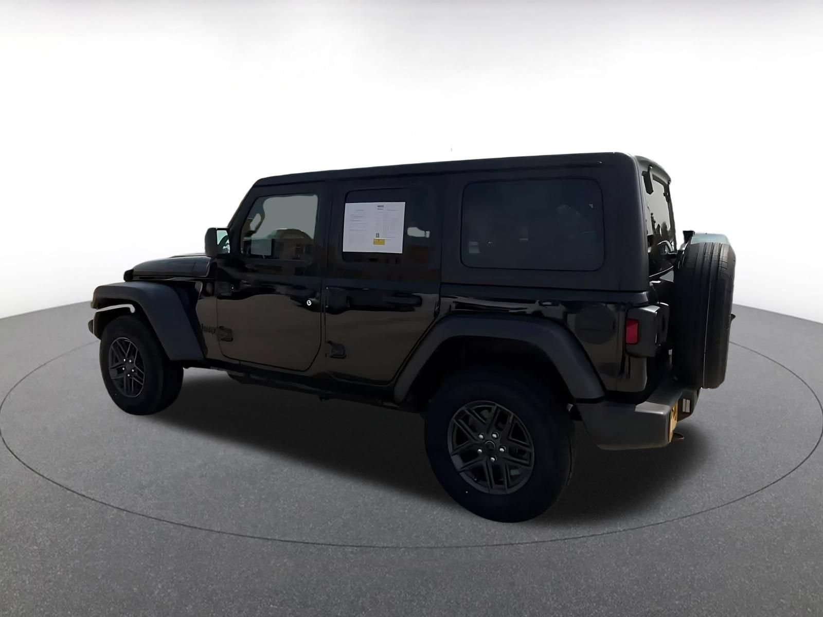 Used 2025 Jeep Wrangler Unlimited Sport AWD/4WD image 8