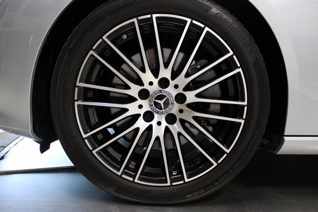 Used 2023 Mercedes-Benz C 300 Sedan image 30