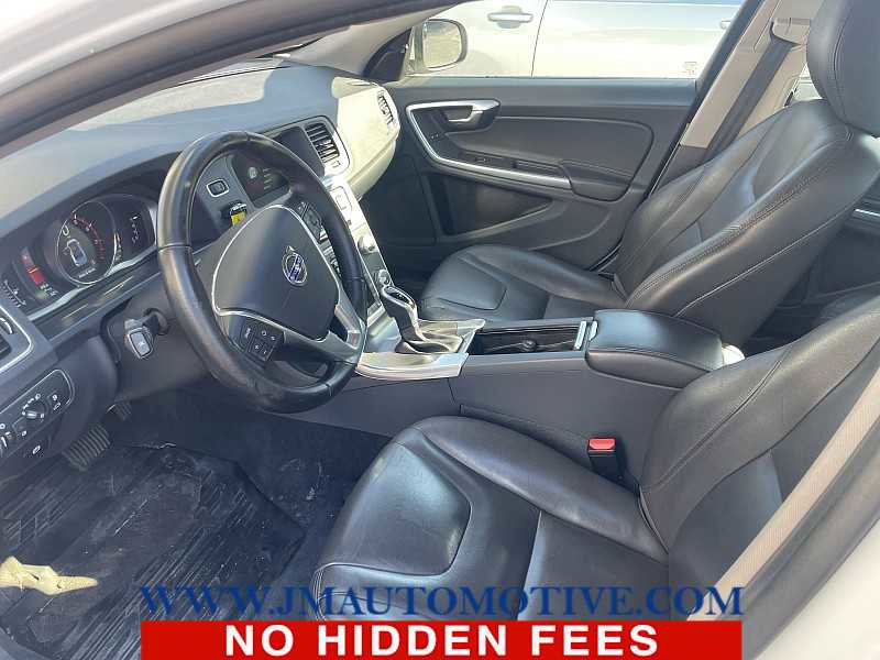 Used 2016 Volvo S60 T5 Premier w/ Convenience Package FWD image 2