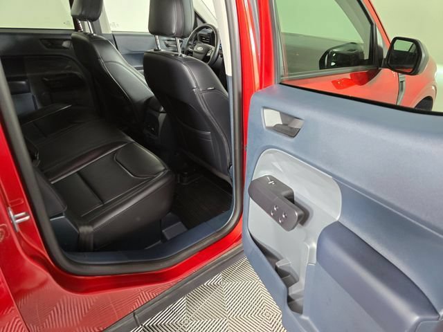 Used 2024 Ford Maverick Lariat w/ Black Appearance Package AWD/4WD image 13