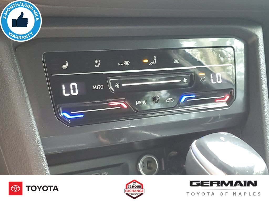 Used 2022 Volkswagen Tiguan SEL R-Line AWD/4WD image 30