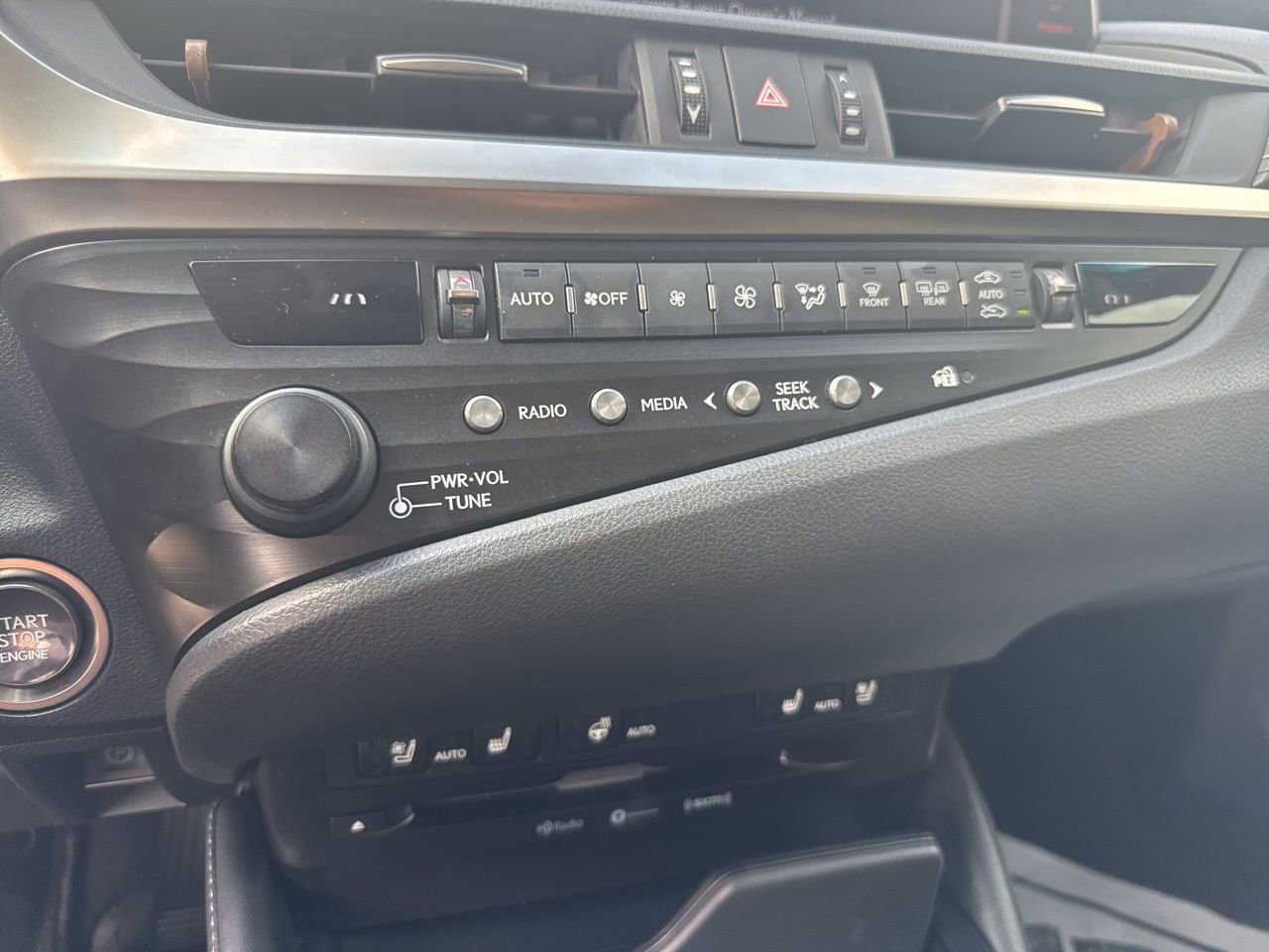 Used 2019 Lexus ES 350 w/ Premium Package image 13