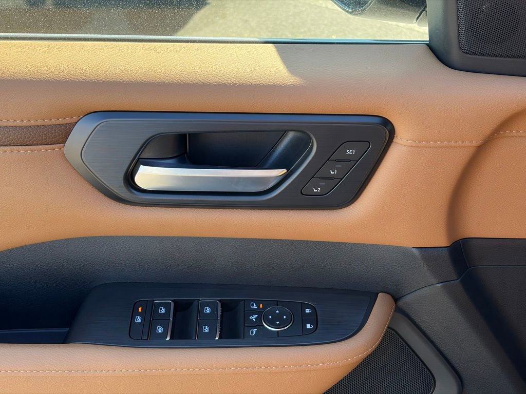 New 2026 Nissan Armada SL w/ Captain's Chari Seat Package image 13