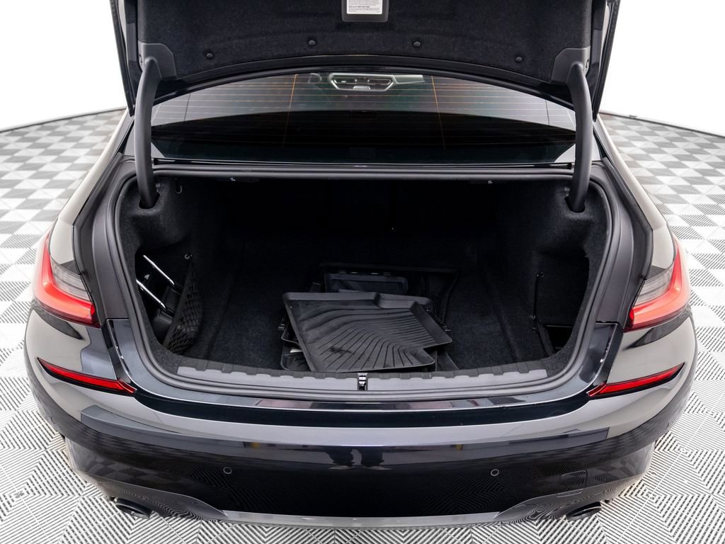 Used 2021 BMW 330i xDrive Sedan w/ M Sport Package image 31