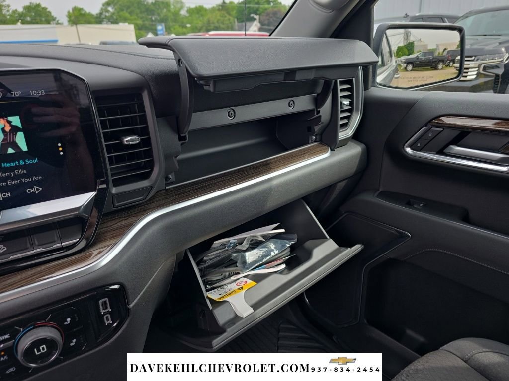Used 2026 Chevrolet Silverado 1500 LT AWD/4WD image 26