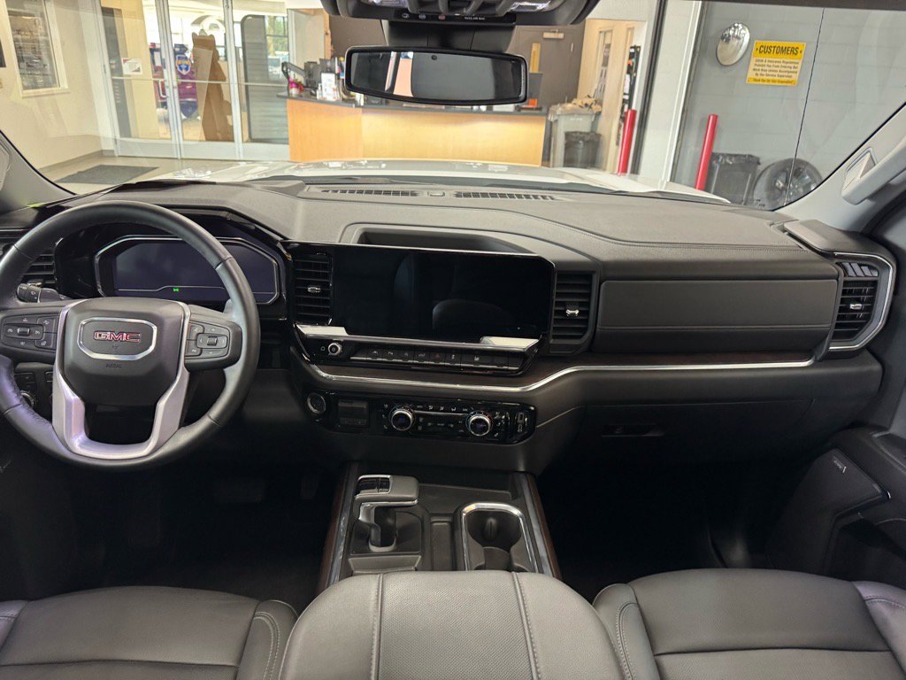 Used 2024 GMC Sierra 1500 SLT w/ SLT Premium Package image 15