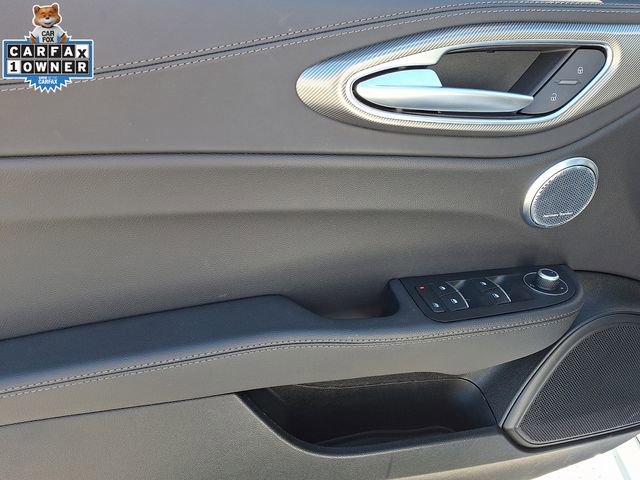 Used 2025 Alfa Romeo Giulia AWD image 15