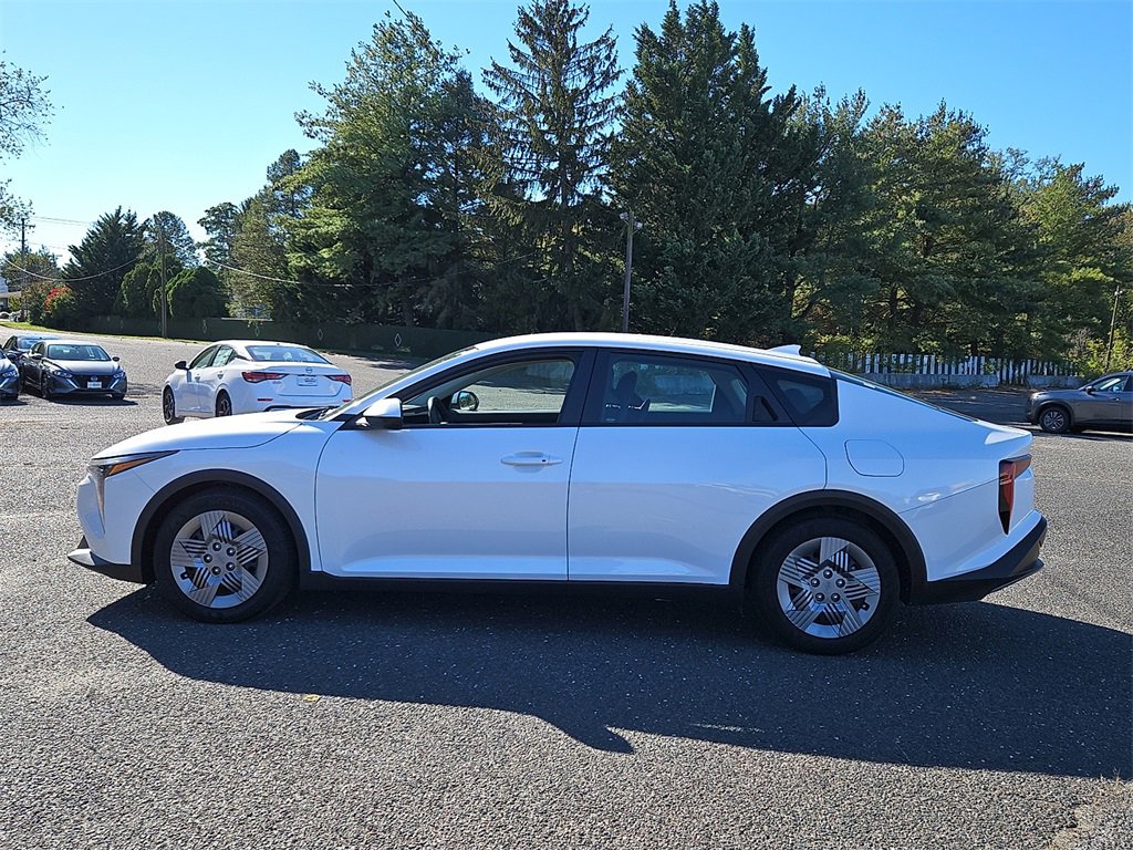 Certified 2025 Kia K4 LX image 4