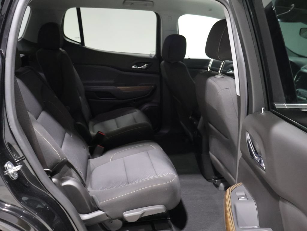 Used 2023 GMC Acadia SLE w/ LPO, Cargo Package AWD/4WD image 20