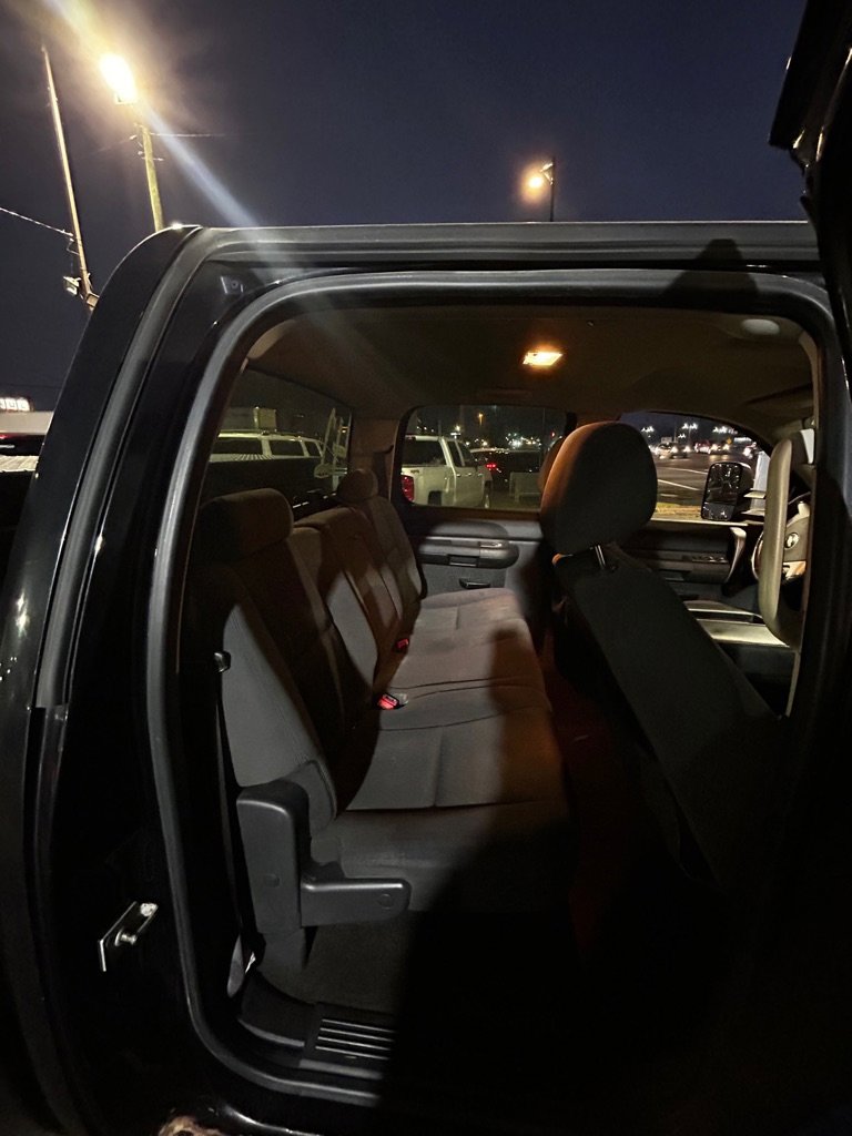 Used 2008 Chevrolet Silverado 3500 LT w/ EZ-Lift Tailgate Package image 11