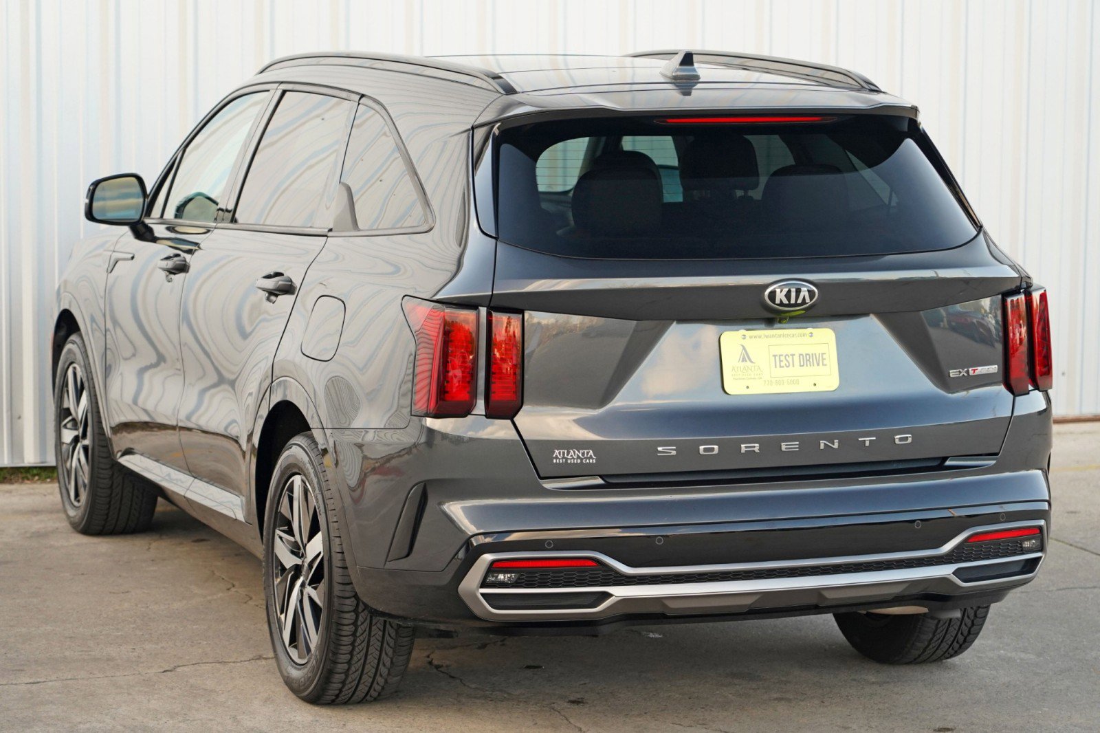 Used 2021 Kia Sorento EX w/ Panoramic Sunroof Package image 48