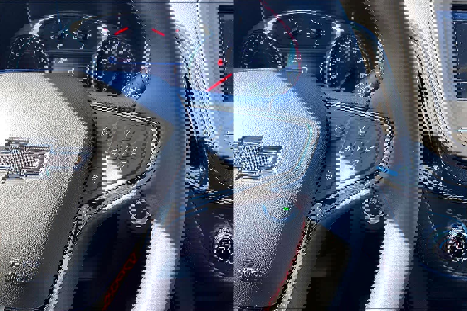 Used 2023 Chevrolet Equinox RS image 19