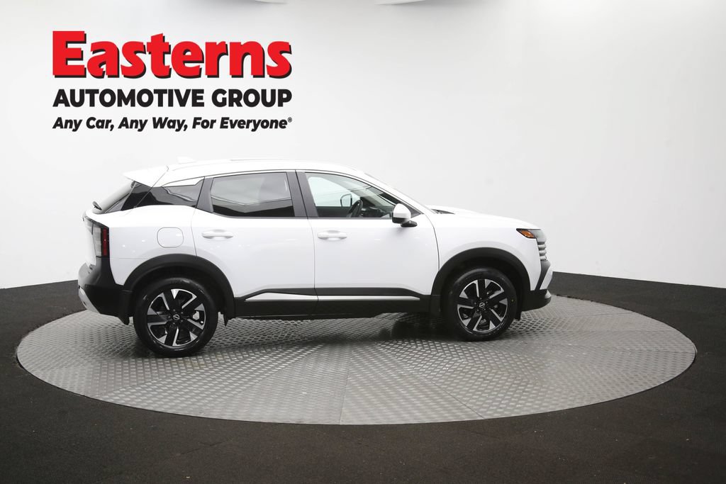 Used 2025 Nissan Kicks SV w/ SV Premium Package AWD/4WD image 46