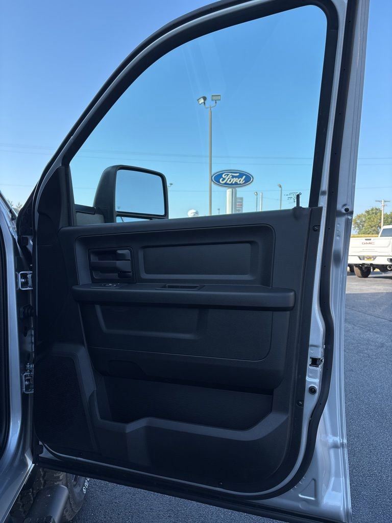 New 2026 RAM 2500 Tradesman image 39