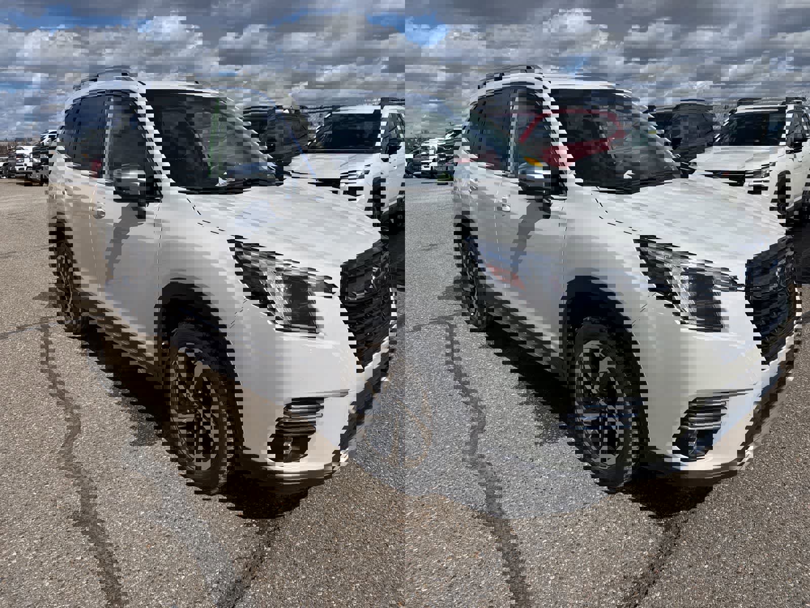 Used 2024 Subaru Forester Touring image 4