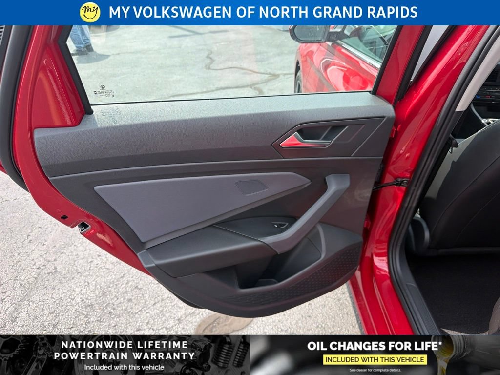 New 2026 Volkswagen Jetta SE FWD image 21