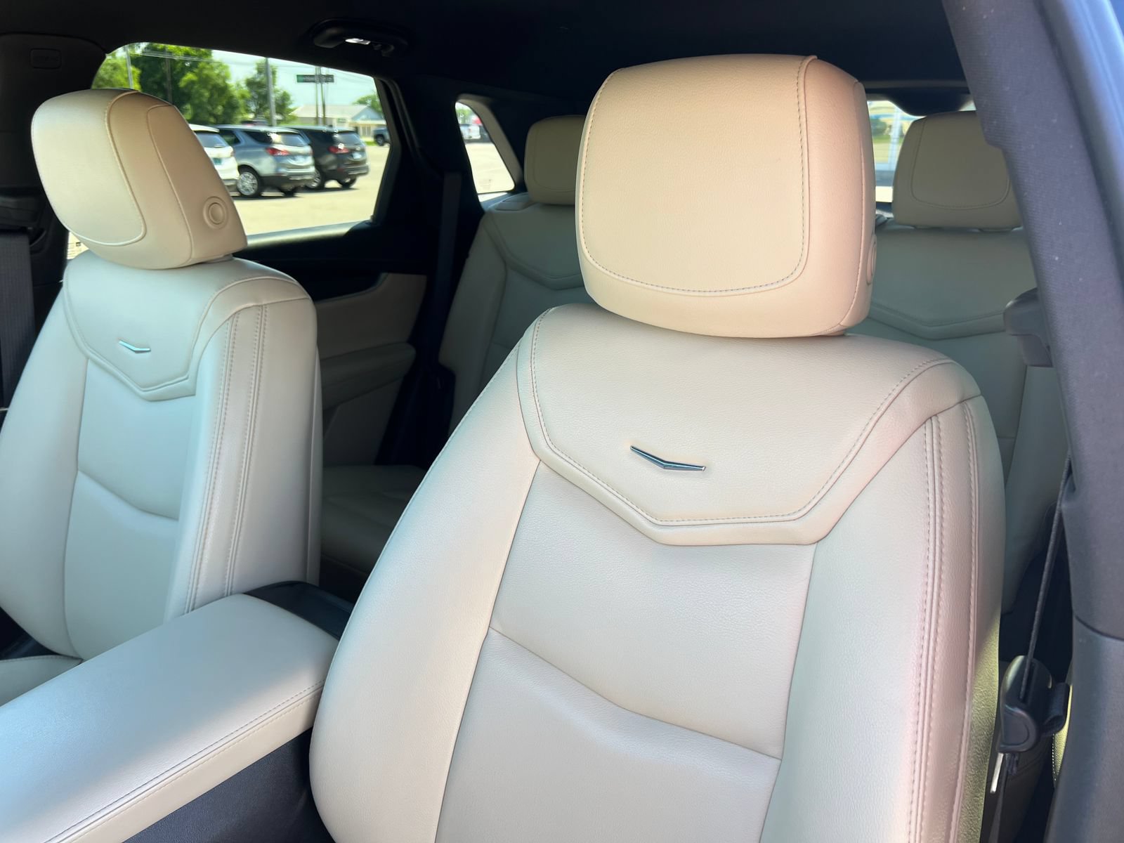 Certified 2018 Cadillac XT5 FWD image 14