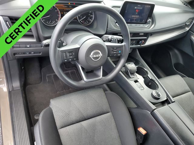 Used 2024 Nissan Rogue SV image 11