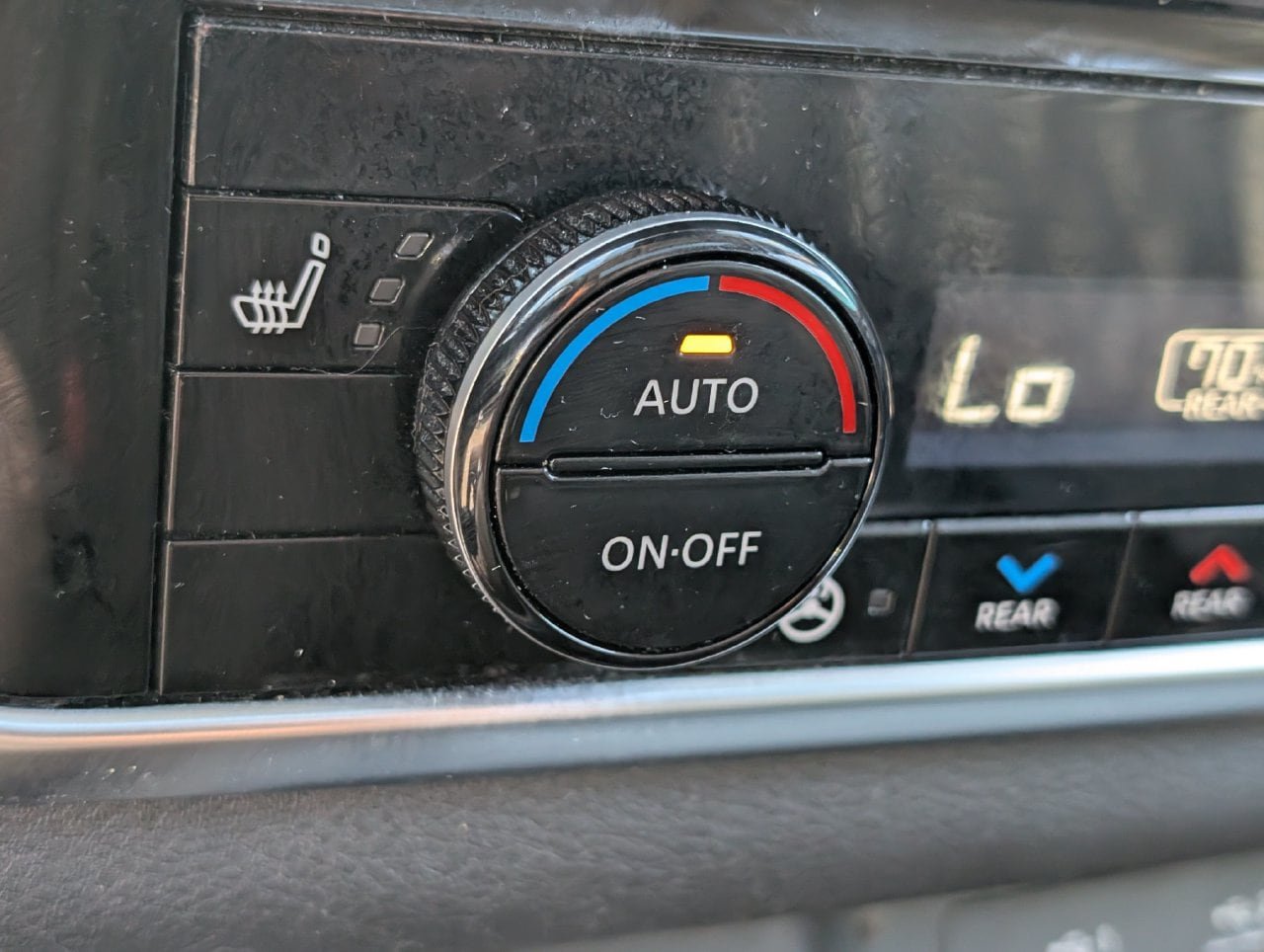 Used 2021 Nissan Rogue Platinum FWD image 16