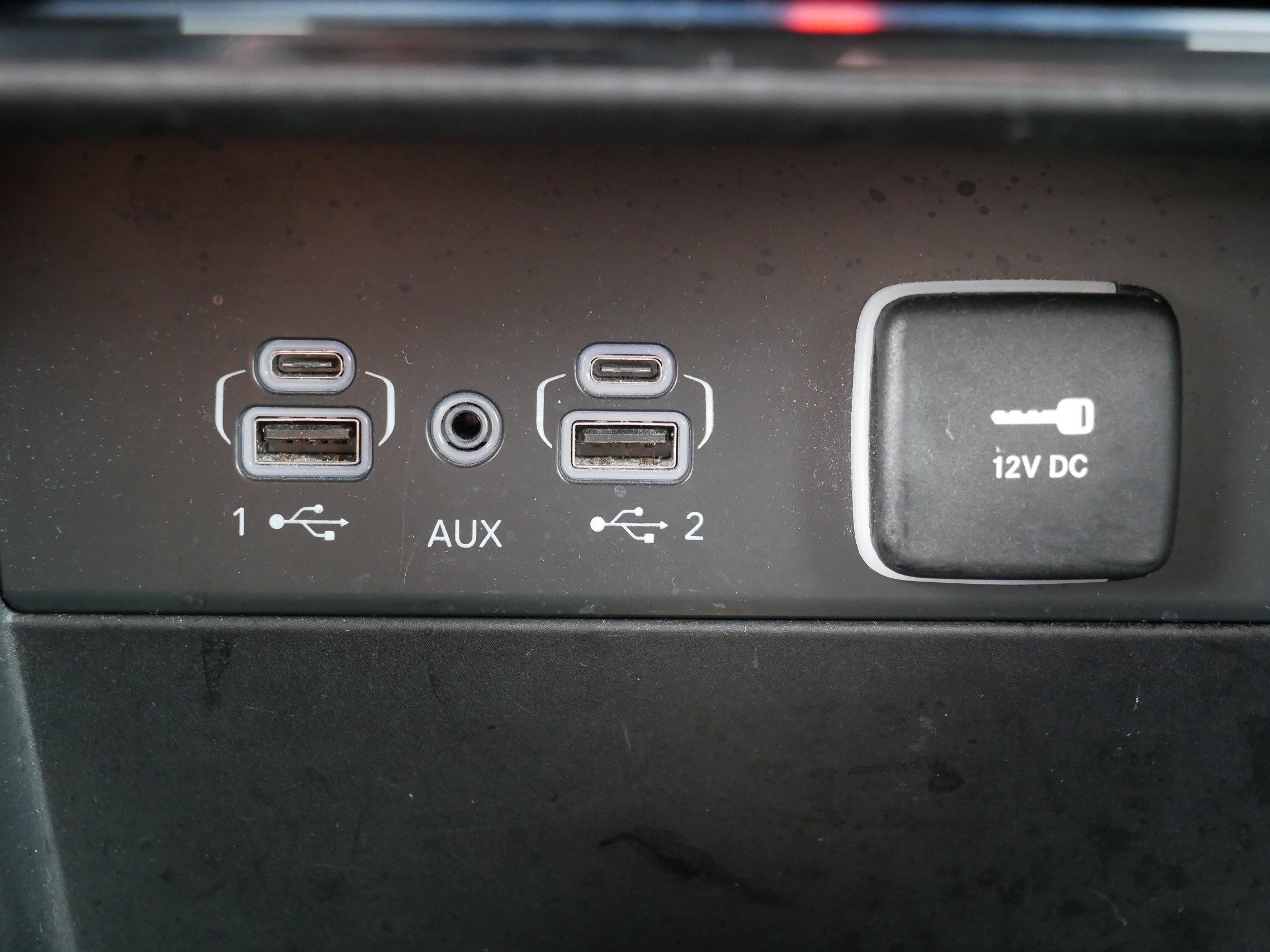 Used 2023 Jeep Grand Cherokee L Laredo AWD/4WD image 31