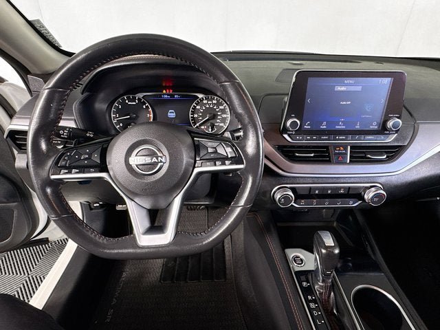Used 2024 Nissan Altima 2.5 SR FWD image 10