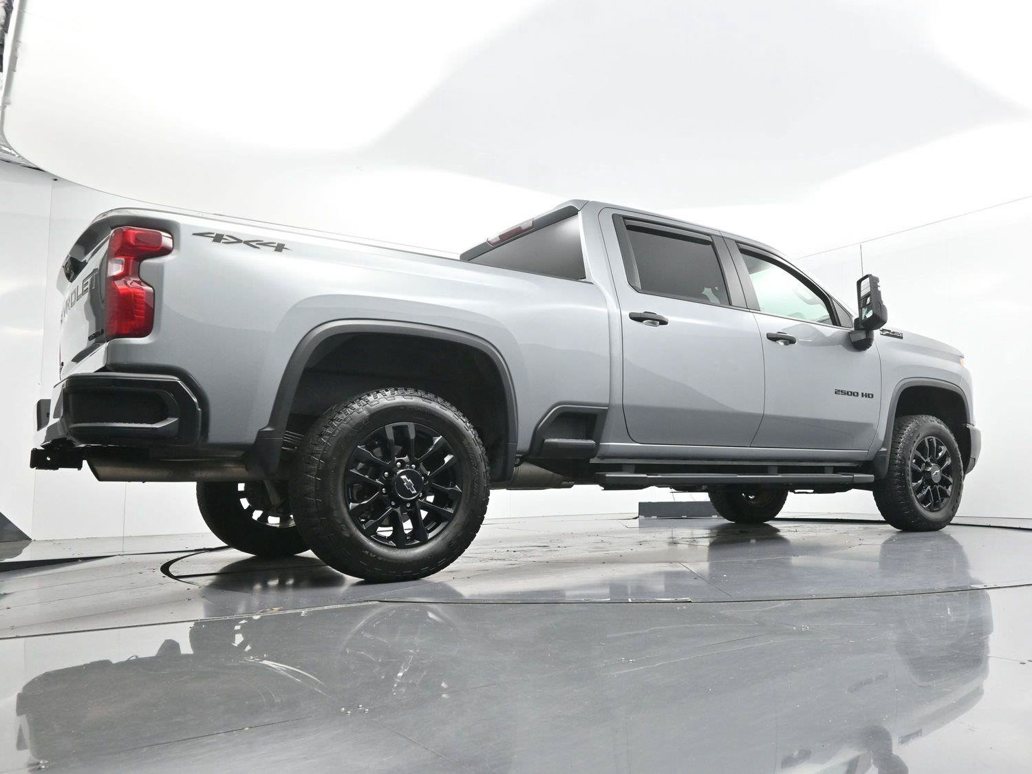 Used 2025 Chevrolet Silverado 2500 Custom w/ Custom Convenience Package AWD/4WD image 47