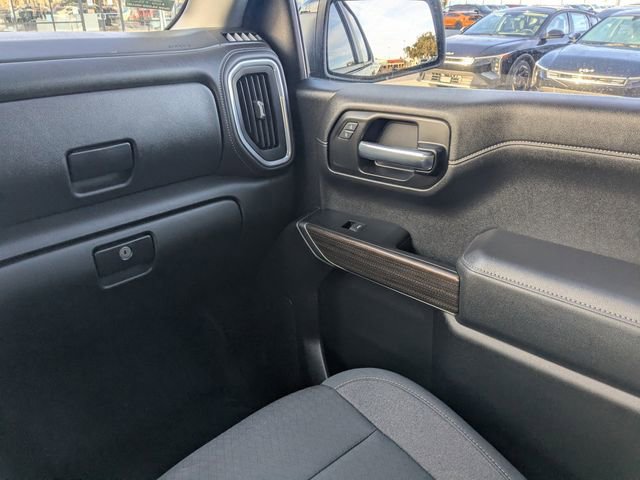 Used 2021 Chevrolet Silverado 1500 LT Trail Boss image 15