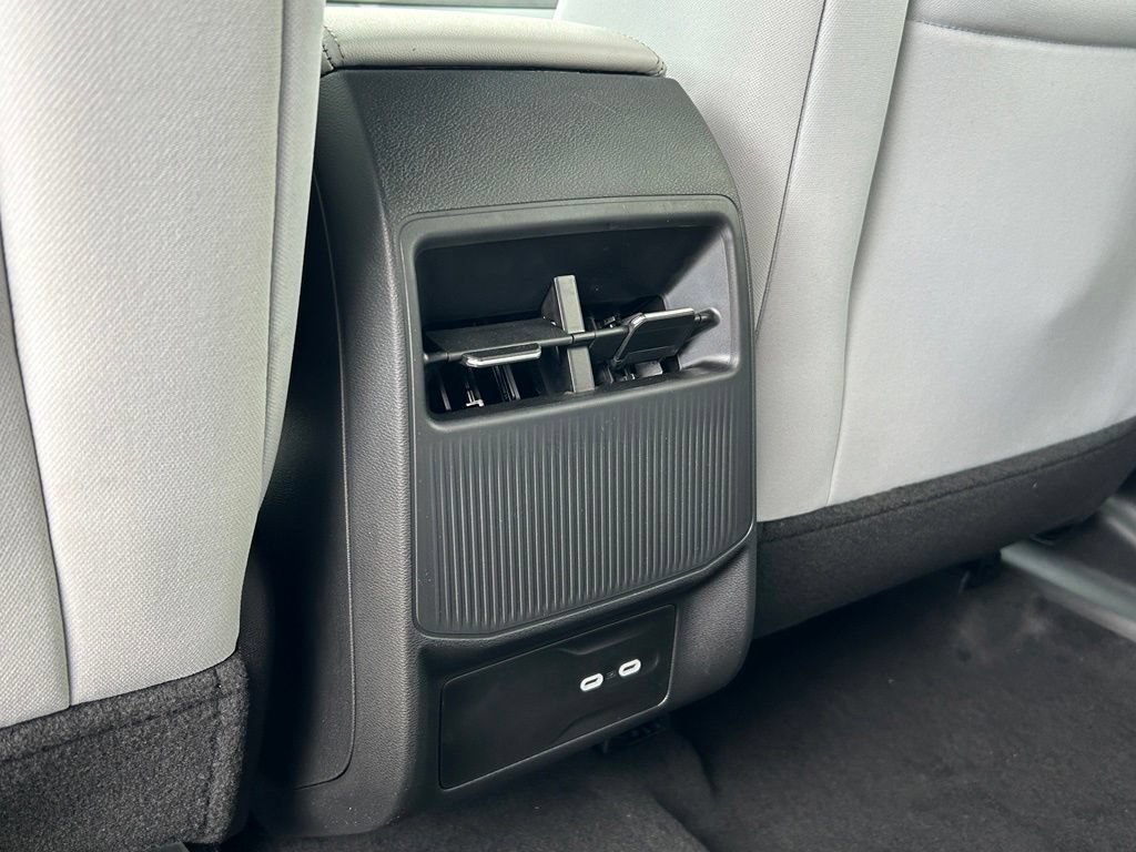 New 2026 Jeep Cherokee Limited AWD/4WD image 44